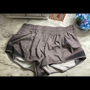 Lululemon shorts 2.5